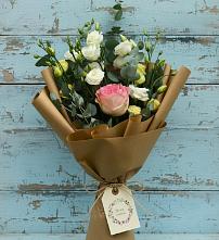 Букет цветов из:  Розы и Лизиантусы #REPLACE_PRED# Русско-Высоцкое