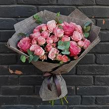 Букет цветов из:  Розы в Русско-Высоцкое